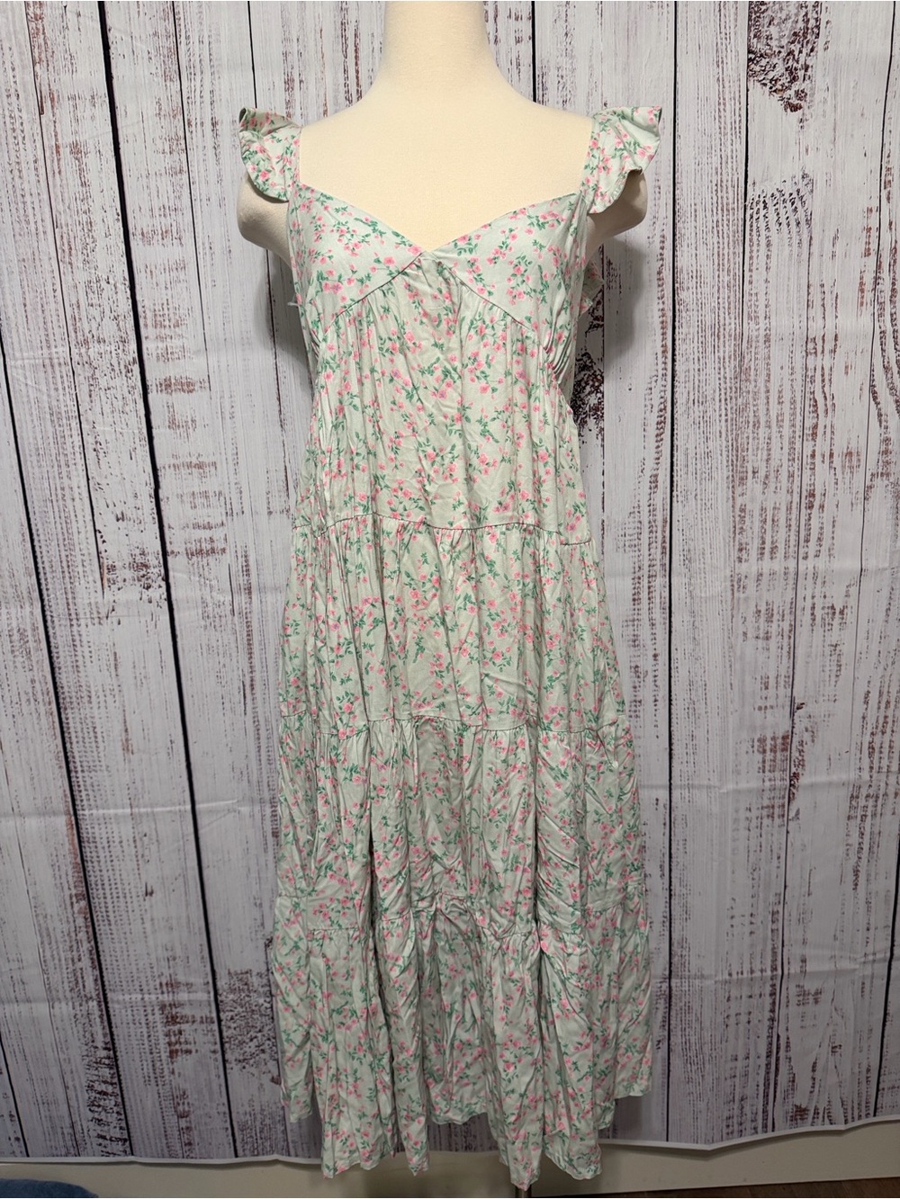 NWT Sokie‎ Collective Floral Ruffle-Shoulder Maxi Dress